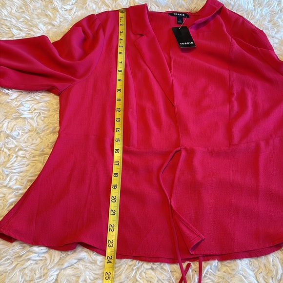 Torrid Peplum Blouse - Size 1- 1X 14-16 - Picture 11 of 11